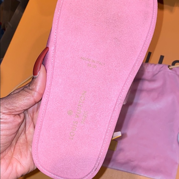 SOLD‼️🎉🥳2XHP🎉🥳 Louis Vuitton gorgeous pink slippers - Picture 10 of 12
